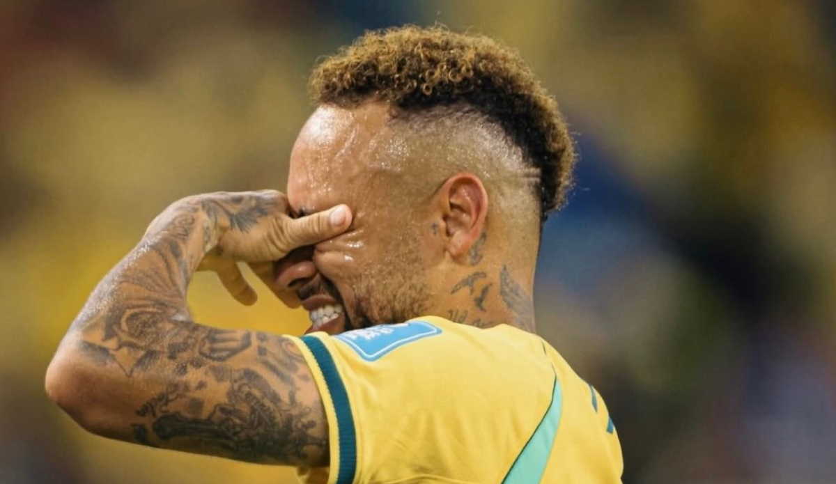 Neymar aparece em seleção da Copa do Mundo ao lado de CR7 e Neuer