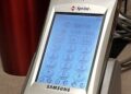 O Samsung SPH-i300, primeiro modelo de smartphone da marca.

Foto: NoFartsAtDinner / Wikimedia Commons