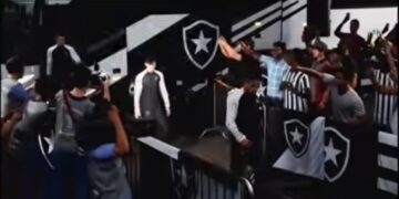 O Botafogo foi um dos clubes brasileiros que apareceu no trailer do jogo.

Foto: Youtube (@IGN) / EA Sports FC 27