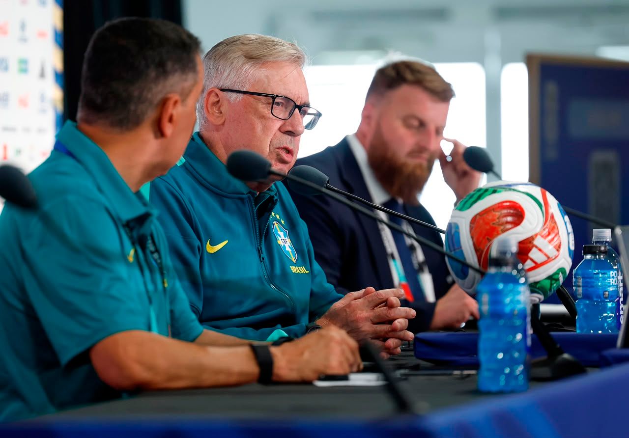 Itália tentou tirar Carlo Ancelotti da Seleção Brasileira antes de negociar com técnico espanhol