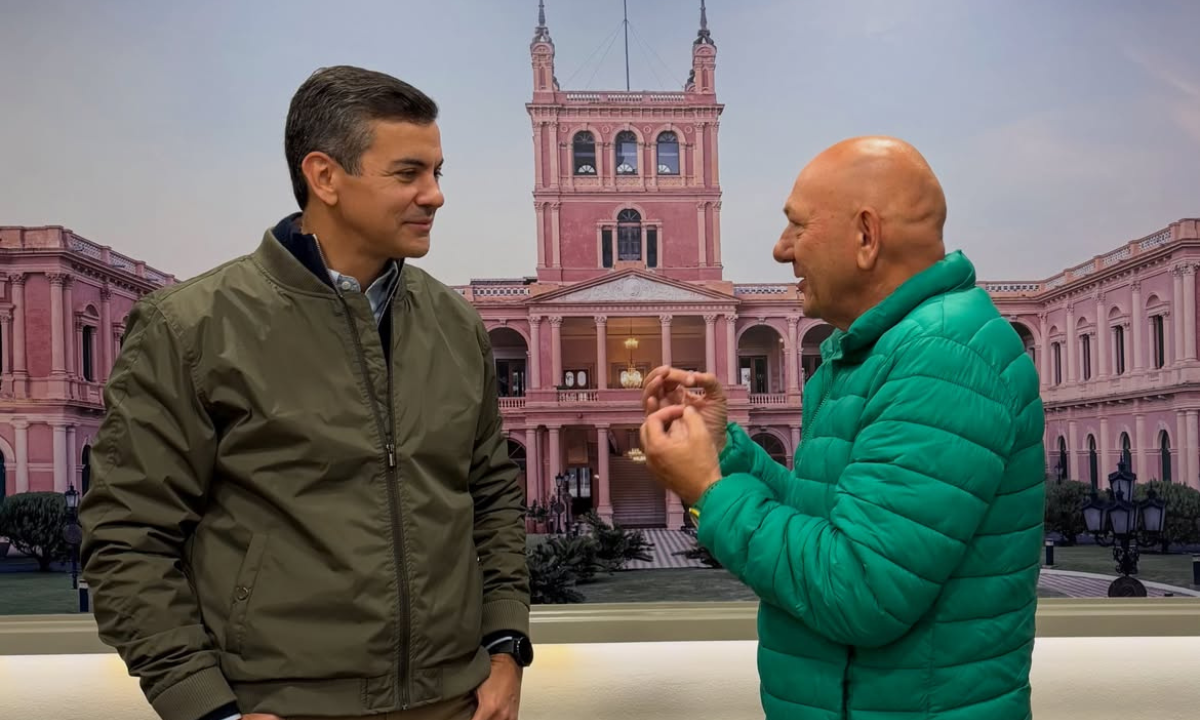 Dono da Havan confirma desejo de levar lojas para fora do Brasil