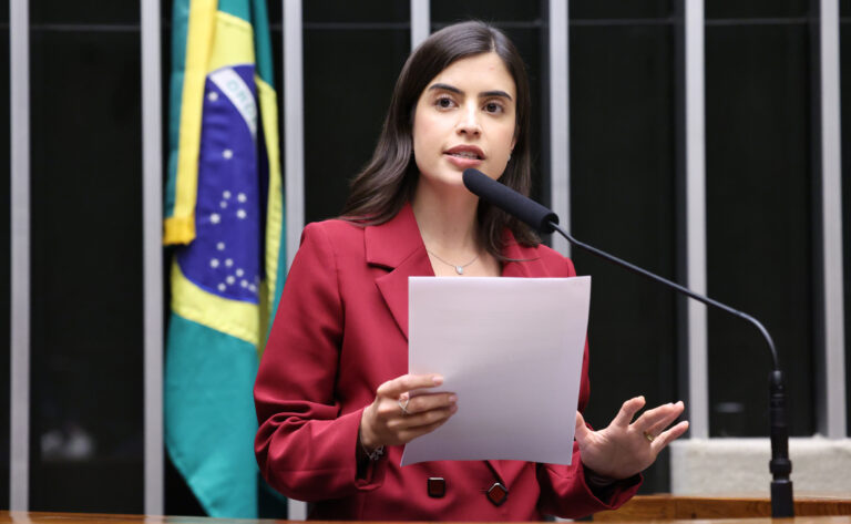 Jogo de sinais trocados