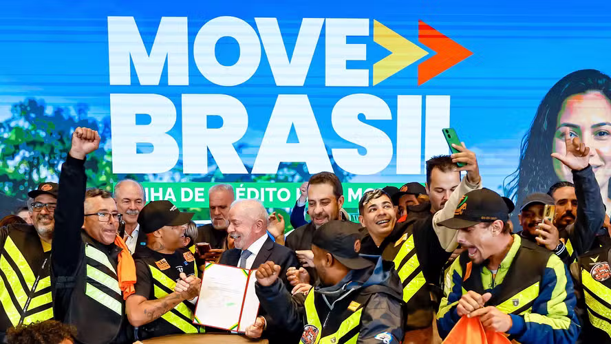 Motoristas com nome sujo estão sendo beneficiados com linha de crédito do governo federal
