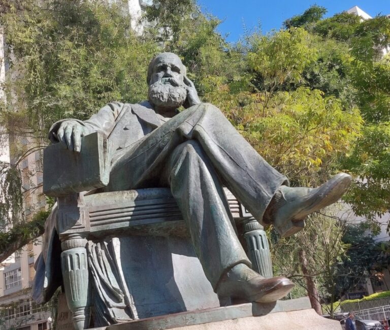 Por que temos homens medíocres?