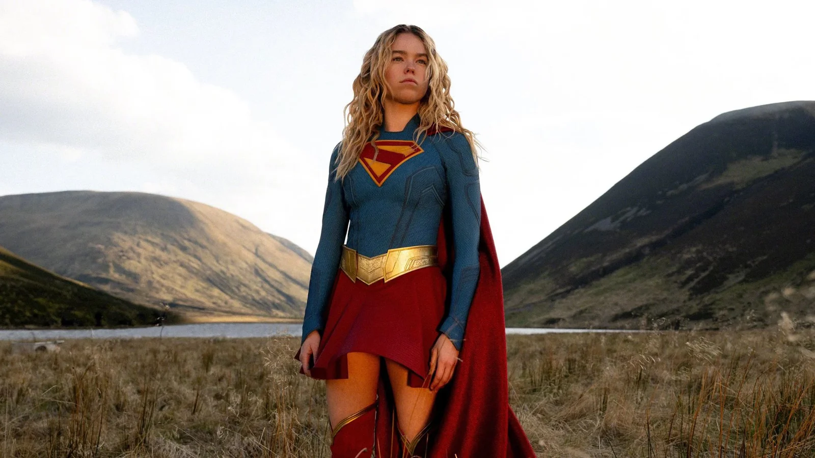 Com perdas que ultrapassam os US$ 200 milhões em bilheteria, Supergirl será retirado dos cinemas