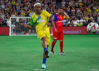 O craque Ronaldinho Gaúcho.

Foto: Nuță Lucian / Flickr / Wikimedia Commons