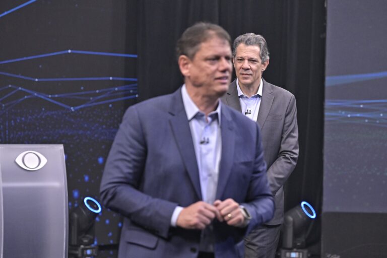 Tarcísio vence Haddad no 1º turno, indica Ideia
