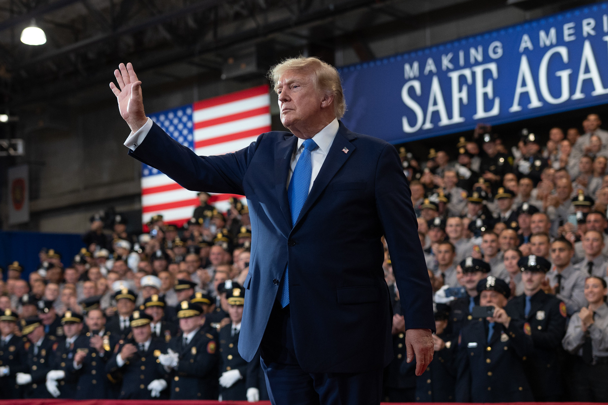 Kim Jong-un tem 57 armas nucleares, diz Trump