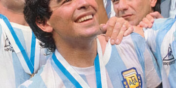 Diago Maradona, autor do gol "Mão de Deus".

Foto: Wikimedia Commons