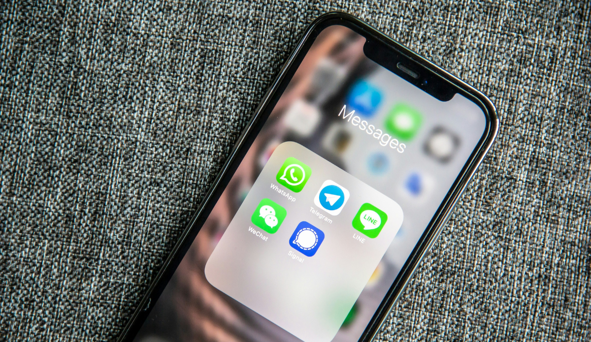 Entenda porque a Apple baniu aplicativo de mensagem seus aparelhos
