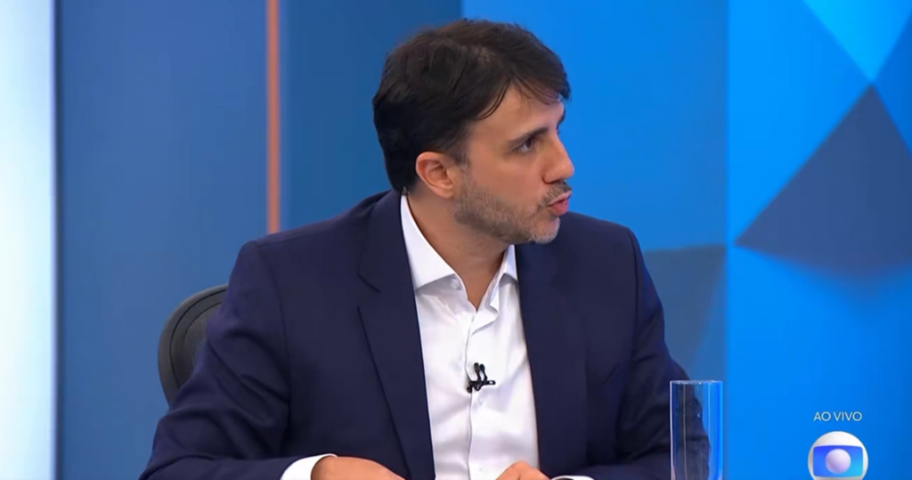Renan defende arma nuclear para reposicionar o Brasil