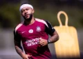 Treinador joga história com Memphis no ventilador e cobra diretoria por salários - Imagem: Divulgação/Rodrigo Coca/Agência Corinthians