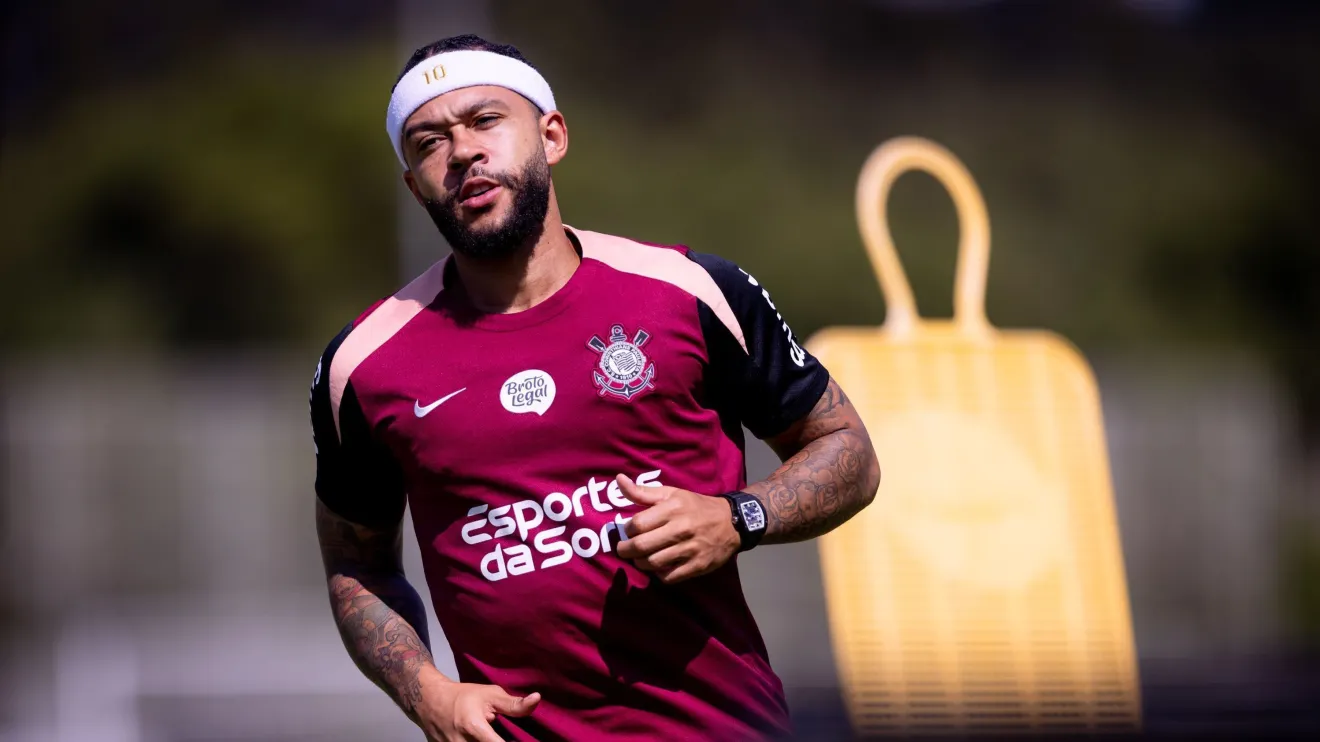 Treinador joga história com Memphis no ventilador e cobra diretoria por salários