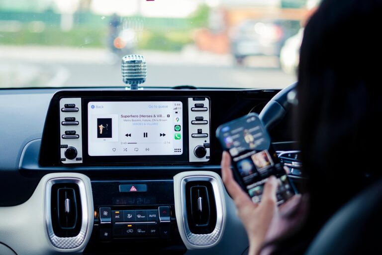 Aplicativos música programados sugerir novos