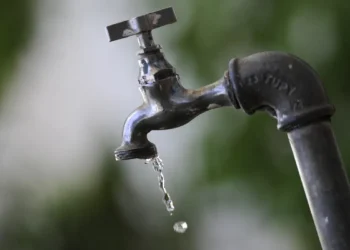 Brasileiros baixa renda têm direito