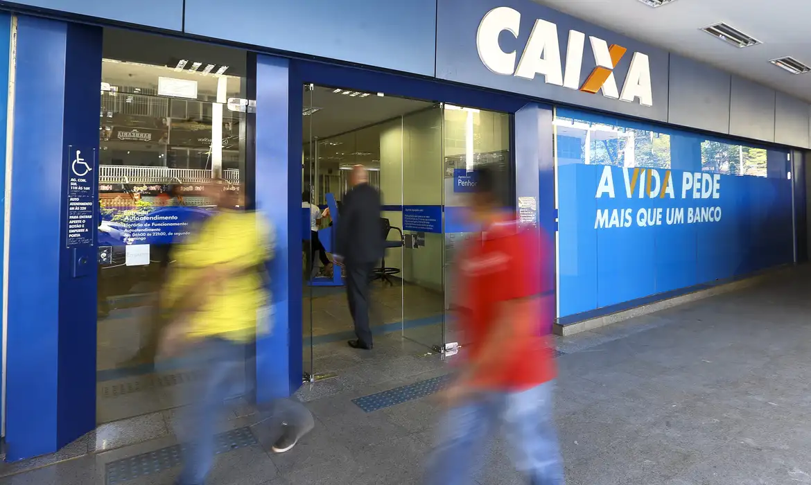Sem atendimentos nas agências bancárias após bancários entrarem em greve