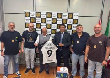 Camisa roubada memorial grande clube