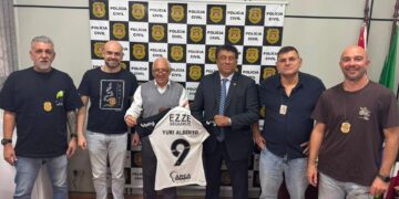 Camisa roubada memorial grande clube