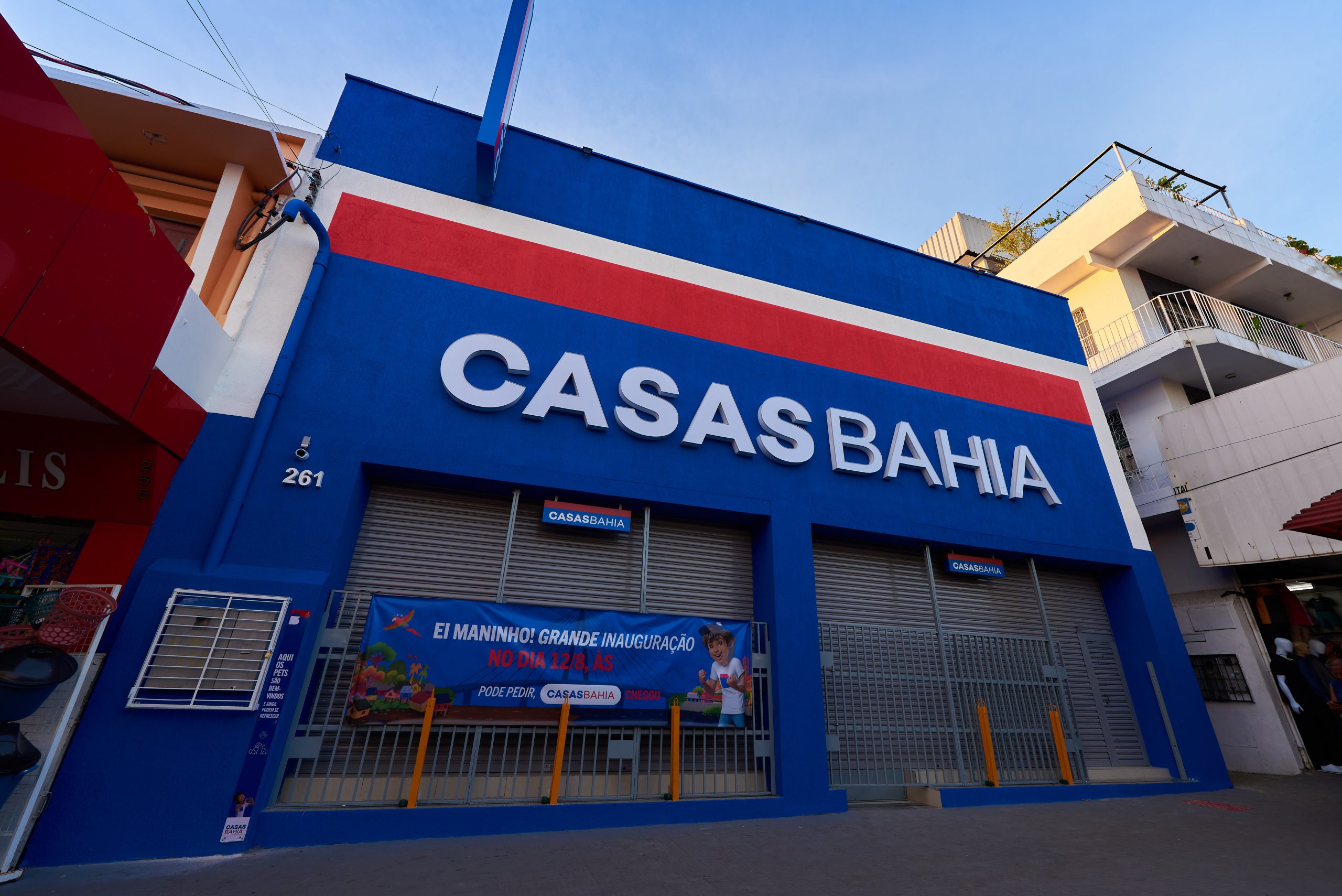 Executivos das Casas Bahia buscam escolta após serem ameaçados por credores
