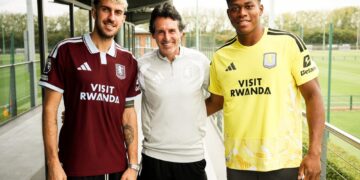 Clube inglês anuncia contratação destacou