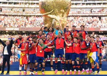 Herói da Copa do Mundo assina com novo clube por mais de R$ 300 milhões - Imagem: Divulgação/SEFutbol