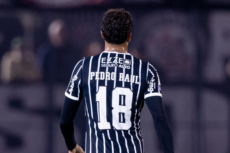 Gigante da Série A do Brasileirão anuncia renovação de contrato até o fim do ano