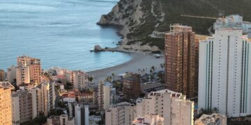 Imigrantes revelam dificuldades financeiras trabalho