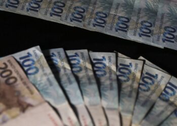 Influenciadora acusada movimentar quase milhões