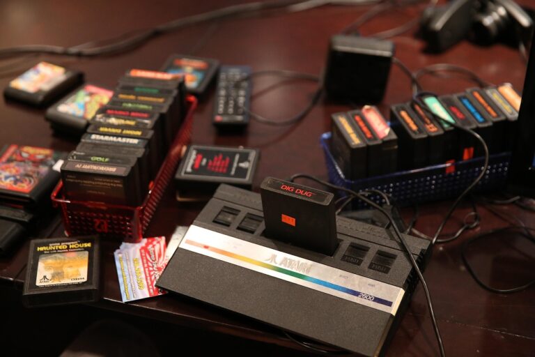 Saudosistas atari relança tradicionais lançamento