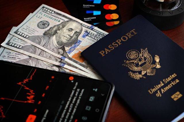 Governo americano passará a exigir depósito de R$ 100 mil por vistos de negócios e turismo