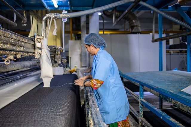 Fábrica encerra operações e não produzirá mais tênis Nike e Adidas neste país