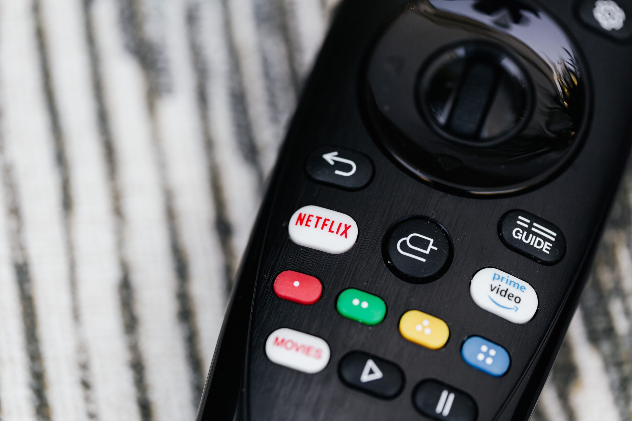 Em atitude inédita, Netflix cogita união com rivais para manter usuários na plataforma