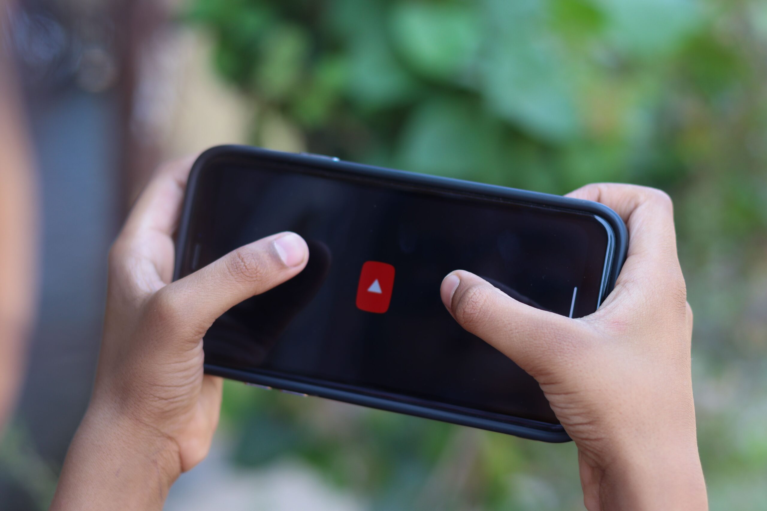 YouTube contraria usuários e anuncia aumento em todos os planos pagos