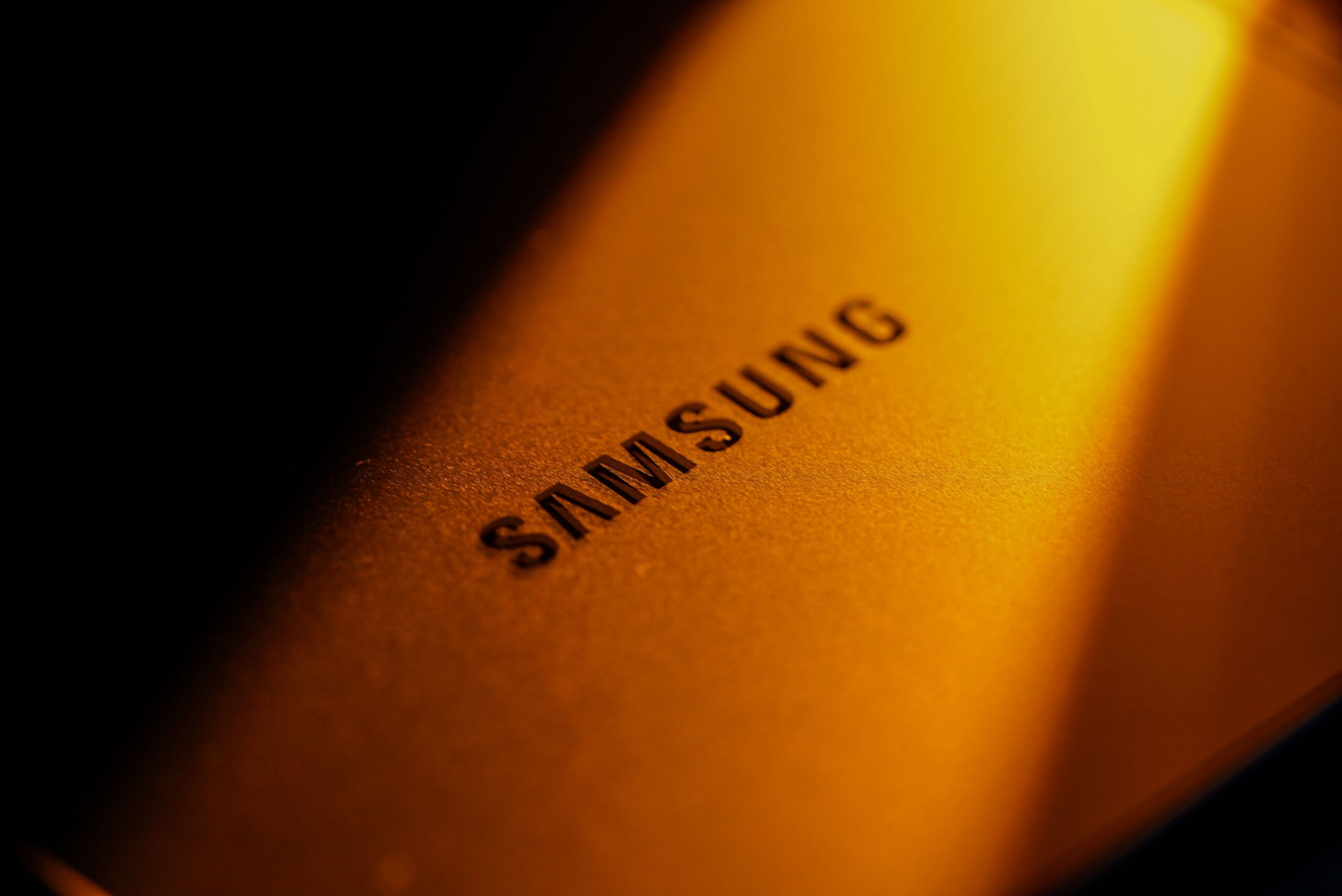 Samsung libera atualização e clientes são surpreendidos com novos benefícios nos aparelhos