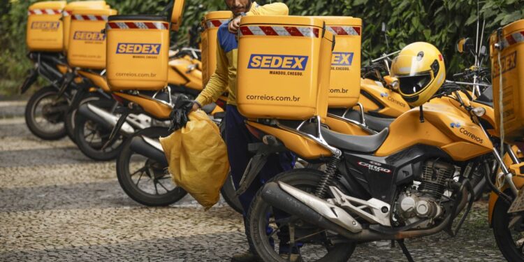 Prejuízo bilionário correios seguem vermelho