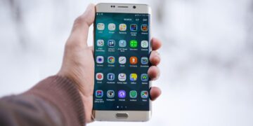 Samsung comunica clientes celulares receber