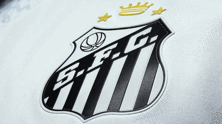 Santos recebe apoio família neymar