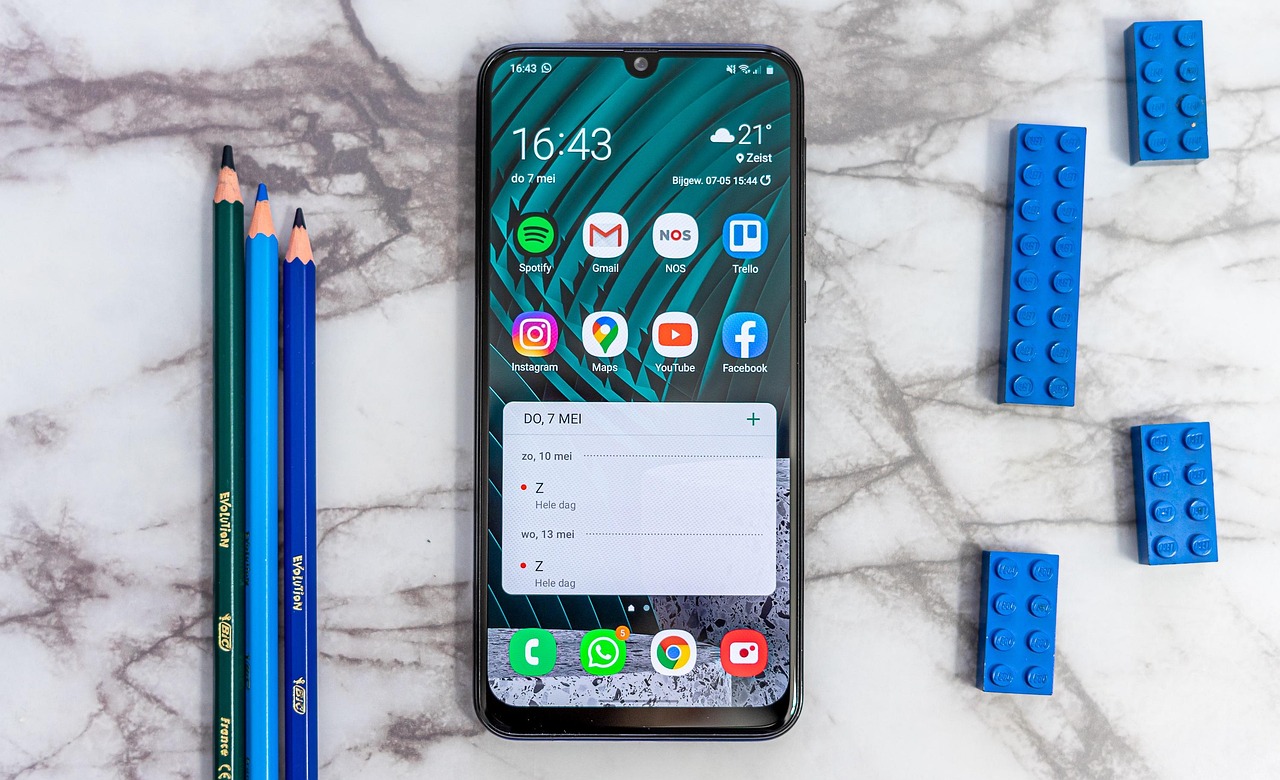 Sistema presente no Android que utiliza IA para evitar fraudes será testado pelo Google em aparelhos concorrentes
