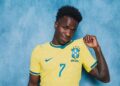 Treinador explica atitude vinicius comenta