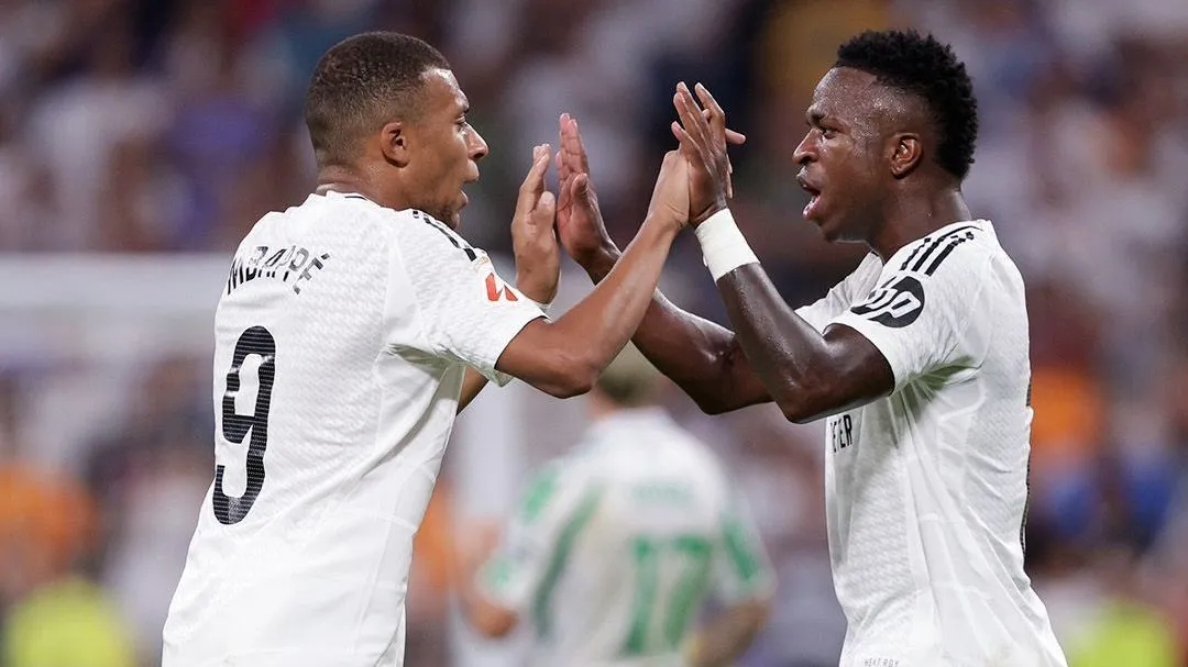 Enquanto Vini Jr. recebe R$ 217 milhões por ano do Real Madrid, Mbappé recebe quase o dobro