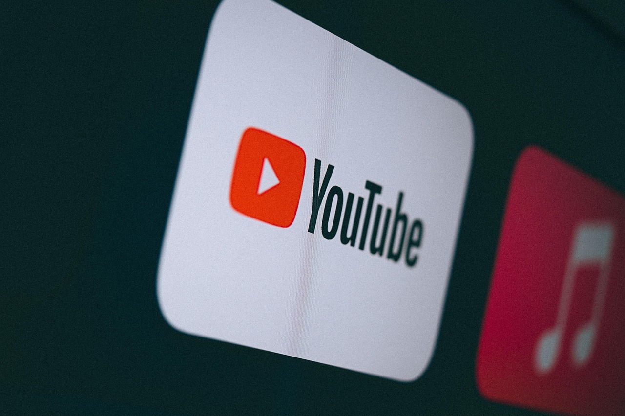 YouTube anuncia novas regras para monetização de criadores de conteúdo já para o próximo ano