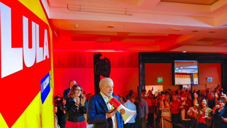 Lula mira os 33 milhões que não foram às urnas