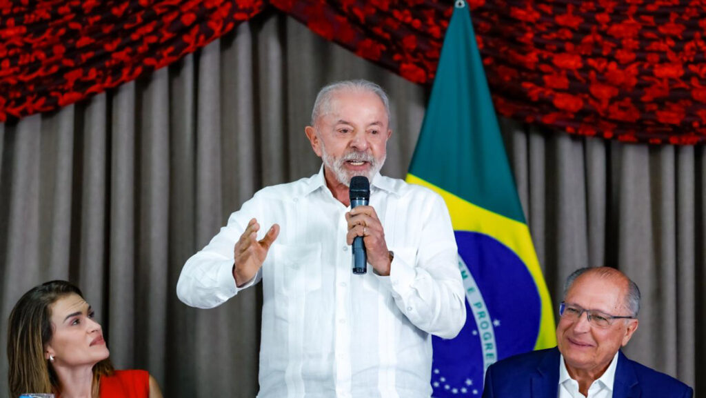 Lula é parte da promiscuidade no STF