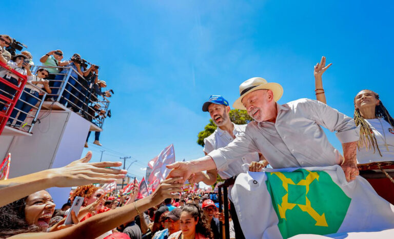 Lula agora fala em ir a debates