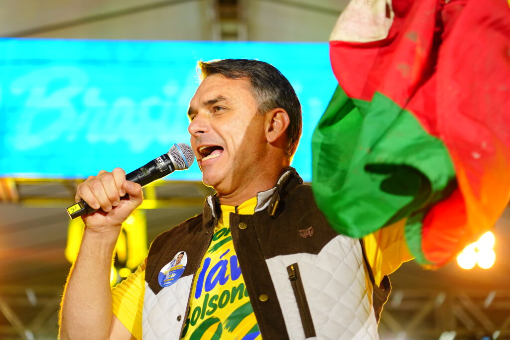Ex-presidentes ibero-americanos manifestam apoio a Flávio