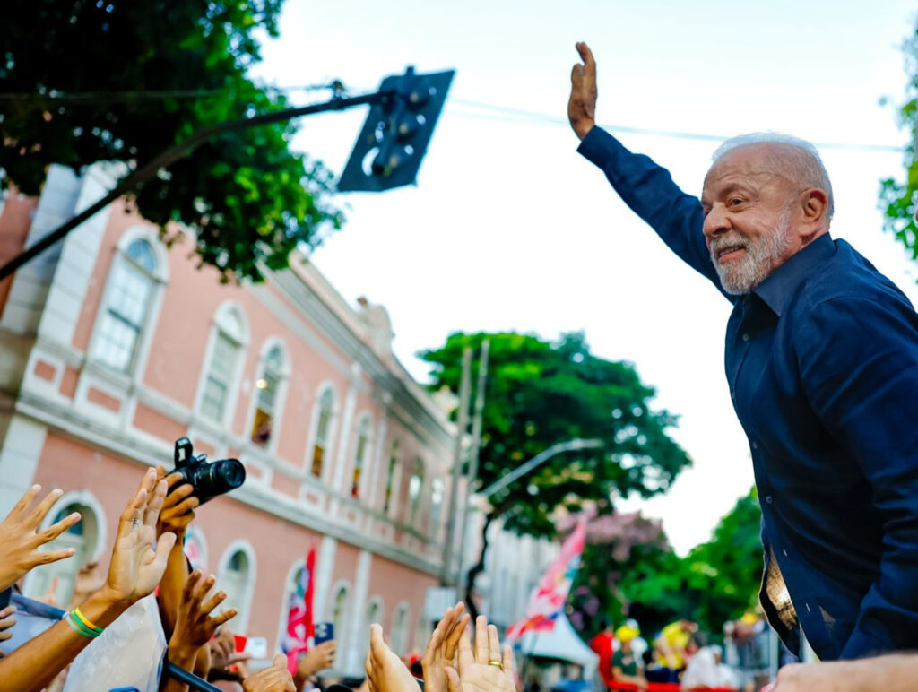 Um recado de Lula para o "general Janones"
