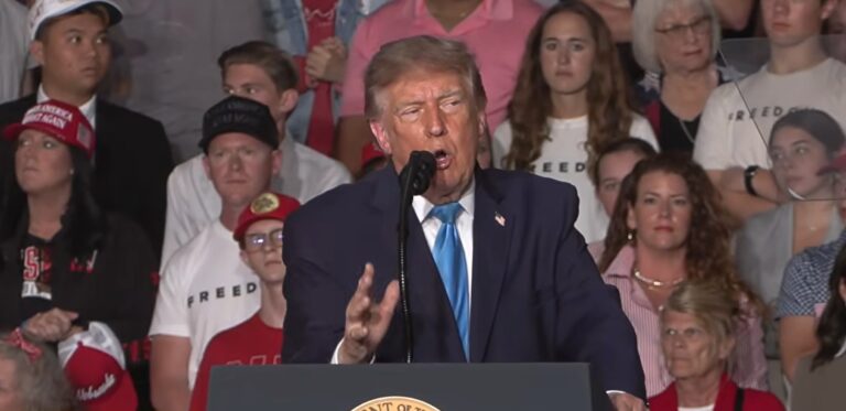 "Deixem que destruam Los Angeles", diz Trump sobre o Irã
